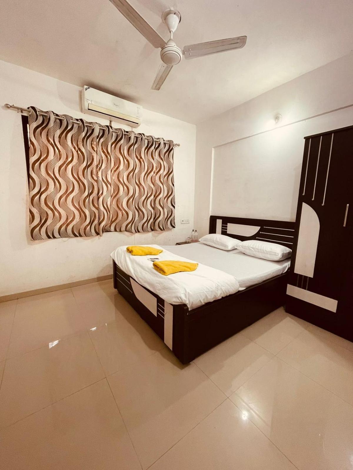 Namaste Nirvana Appartments Daman Exterior foto